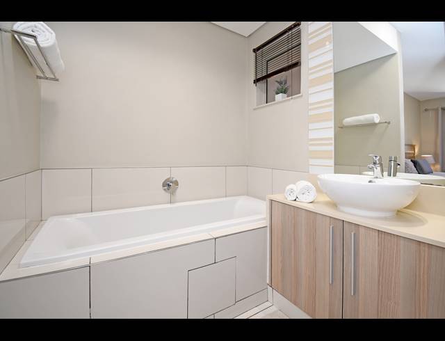 2 BEDROOM APARTMENT FOR SALE IN ROSEBANK